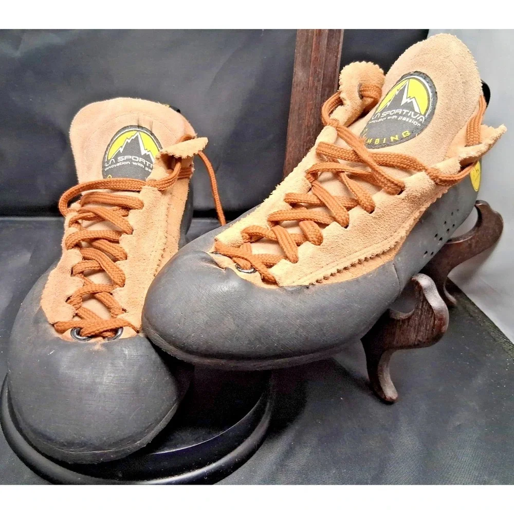 La Sportiva Mythos Climbing Shoes Mens Sz 8.5 Us Made In Italy.